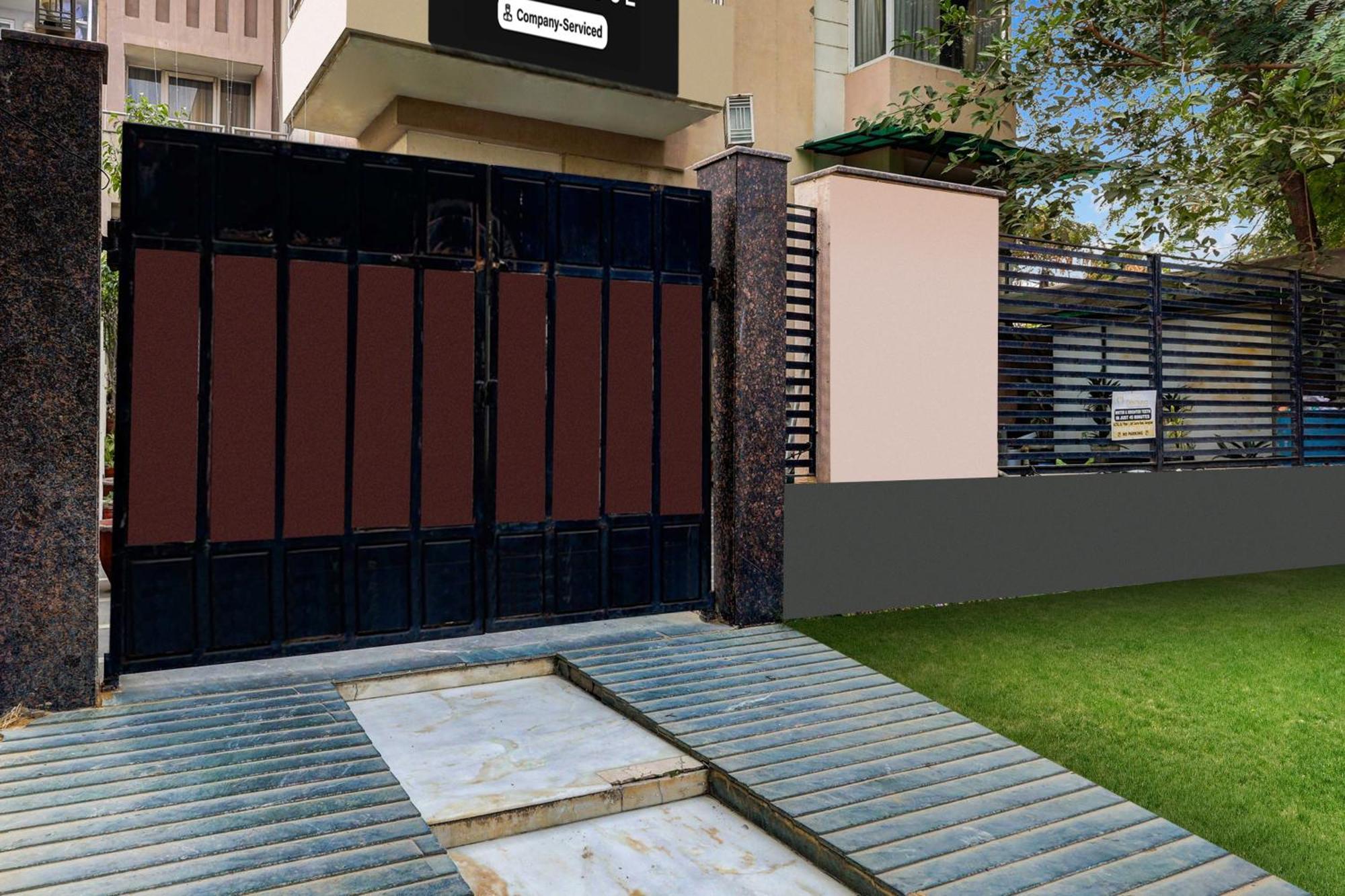 Super Townhouse Oak Sector 25 Gurgaon Hotel Exterior photo